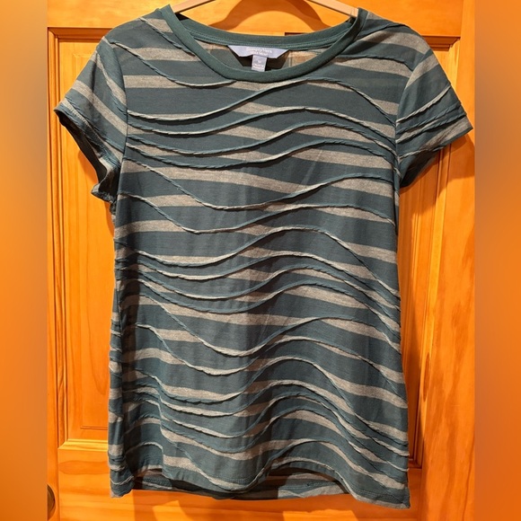 Simply Vera Vera Wang Women's Striped Windy Jacquard Tee - Size M - Picture 1 of 9